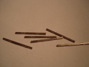 18 REPRODUCTION AXLES FITS AFX & LONG T-JET 500 H.O. SCALE CHASSIS SEE DESTAILS