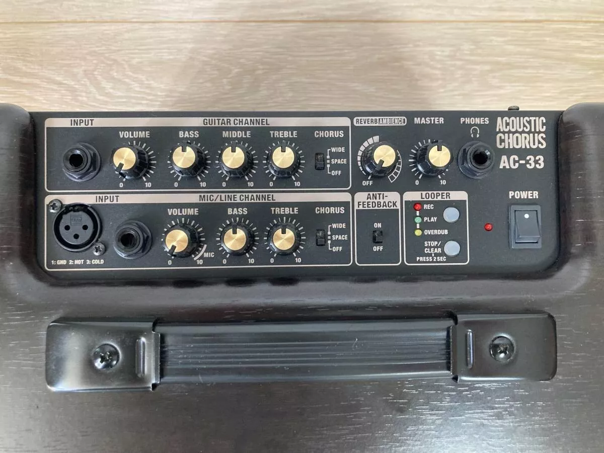 ROLAND AC-33 ACOUSTIC CHORUS Stereo amplifier Acoustic Guitar