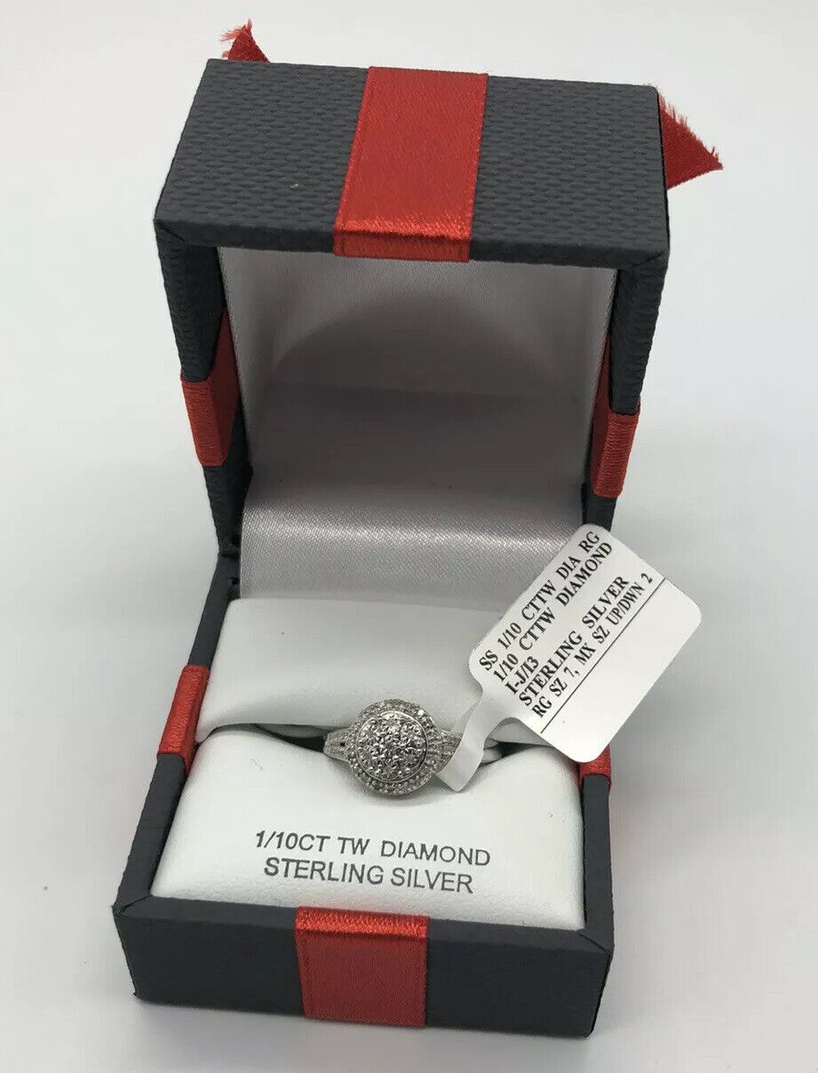 .925 Sterling Silver .10ctw Genuine Diamond Ring Size 7 UU