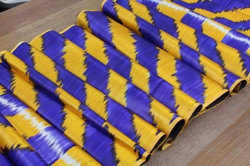 Ikat Fabric Silk and Cotton Uzbek 5.00 meters Brand New Fast Shipment 12463-03 - Picture 11 of 14