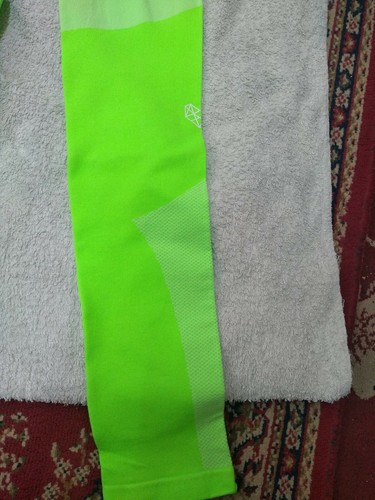 Pink Soda Sports Neon Seamless Tights Ladies Size: 8-10 - Picture 8 of 12