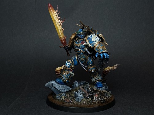 Warhammer 40k Roboute Guilliman Paint Commission - 第 2/7 張圖片