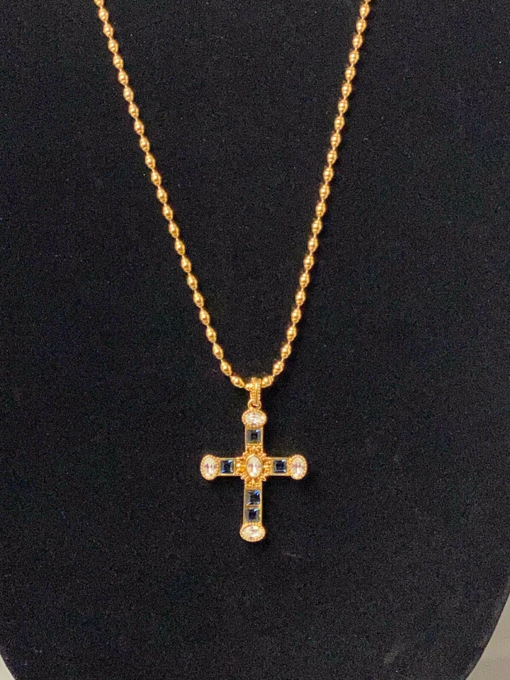 Collar Colgante Cruz 24k YGP Foto 2 de 4