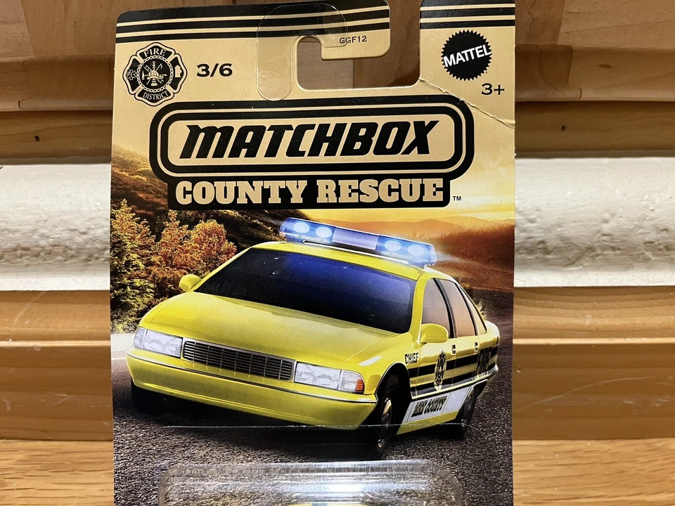2023 Matchbox MBX COUNTY RESCUE CHEVY CAPRICE CLASSIC FIRE CHIEF POLICE Walmart - Image 4 of 4