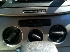 Temperature Control Sedan VIN K 8th Digit AC Fits 05-08 JETTA 277395