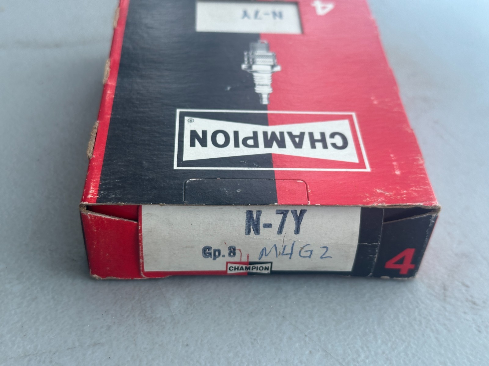 Champion N-7Y 813 Spark Plugs QTY4 NOS
