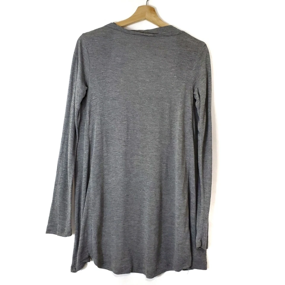 Cárdigan de algodón talla mediana cómodo ligero frente abierto suave Foto 2 de 4