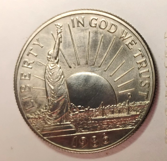 1986-D Statute of Liberty Half Dollar BU and 3 Omnibus 1880's US Stamps UNC!