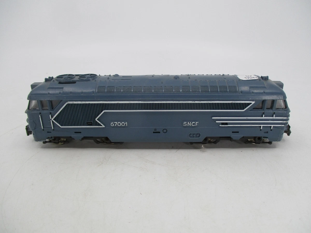 Locomotive Jouef BB67001 HO – Customisation Amateur