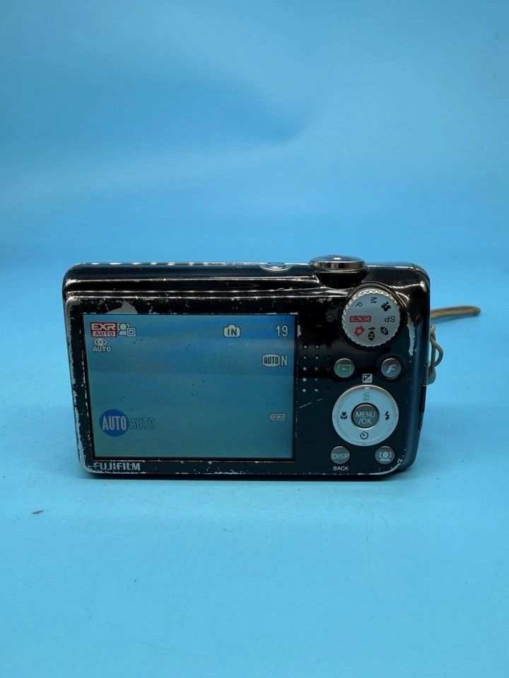 Fujifilm FinePix F72 EXR 10.0MP Digital Camera With SD Card, Black - Tested, photo 4 of 5