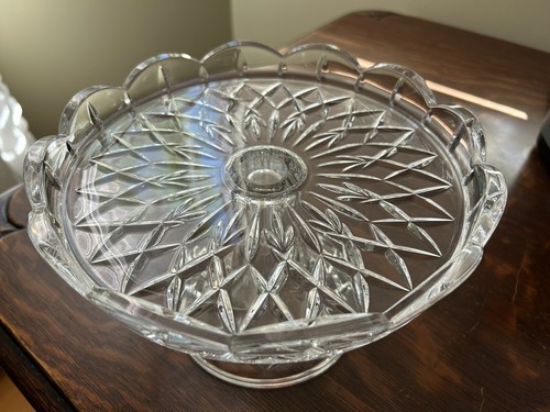 Soporte de postre de cristal Imperial Estate. 8 5/8" de ancho, 5 3/8" de alto. - Imagen 3 de 4