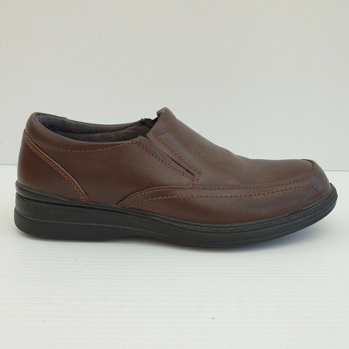 hush puppies transport wide leather slip on