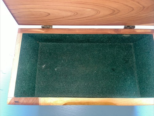 Cherokee Indian Reservation Cedar Chest Trinket Box - Picture 4 of 9