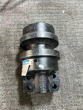 OEM Genuine Hitachi Top Upper Carrier Roller YA60026928 Black