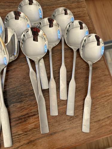 Oneida Deluxe Stainless ANTARES MODERN ANTIQUE 29 Pieces Including Ice Teaspoons - Picture 5 of 7