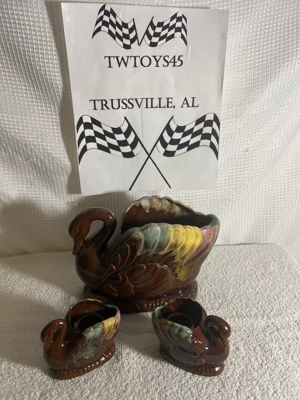 Vintage Swan Planter w matching Candle Holders  Japan👍