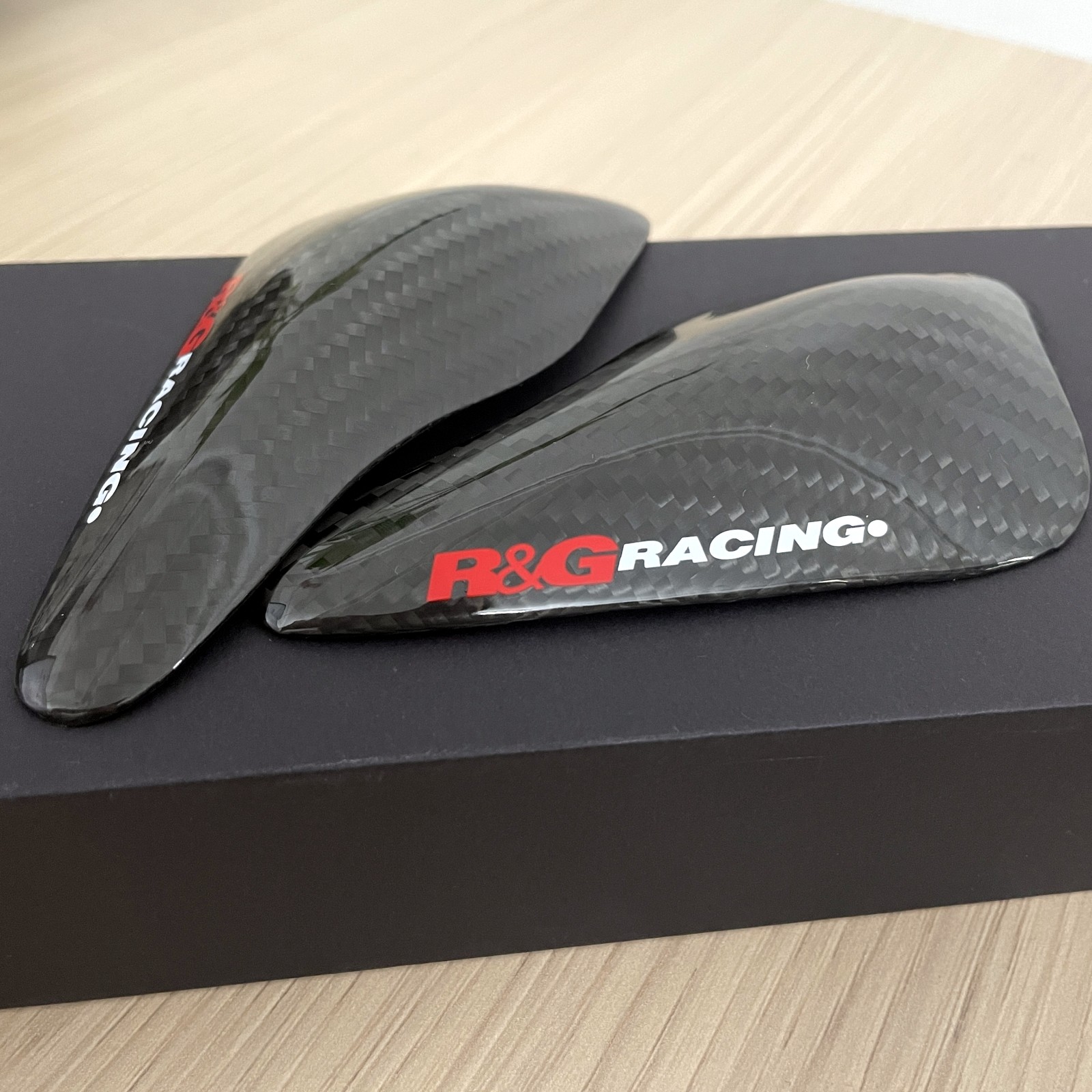 For Triumph Street Triple 765 S R RS Carbon Fiber Fuel tank Slider sticker