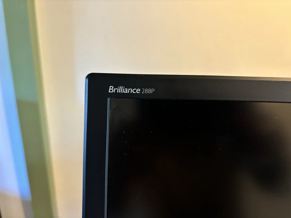 Philips Brilliance 288P UltraClear 28” 4K monitor (model: 288P6LJEB) - Image 3 of 4