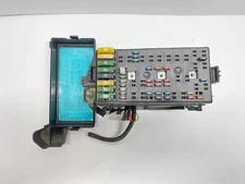 00-02 DAEWOO NUBIRA ENGINE FUSE BOX (VIN 726813) W FOG LAMPS, ABS OEM, 646-10939
