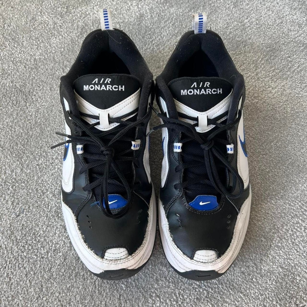 Nike Air Monarch ブラックスニーカー This Nike Air Monarch is Fitness Fresh