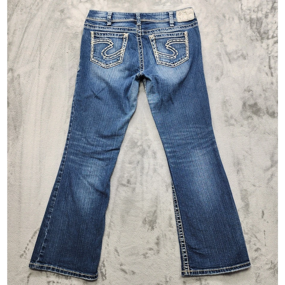 Pantalones de mezclilla plateados para mujer W32/L30 azul Suki tiro midi corte bota elástico clásico Foto 4 de 4