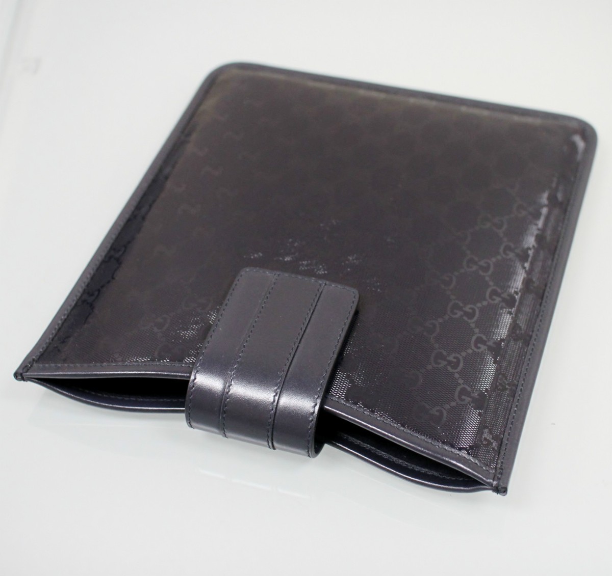 New Authentic GUCCI GG Document/iPad/Tablet Case Navy Blue Imprime