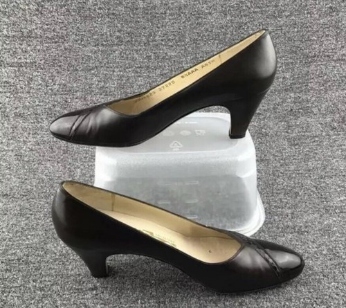 salvatore ferragamo Dark Brown Pumps 6.5 AAA