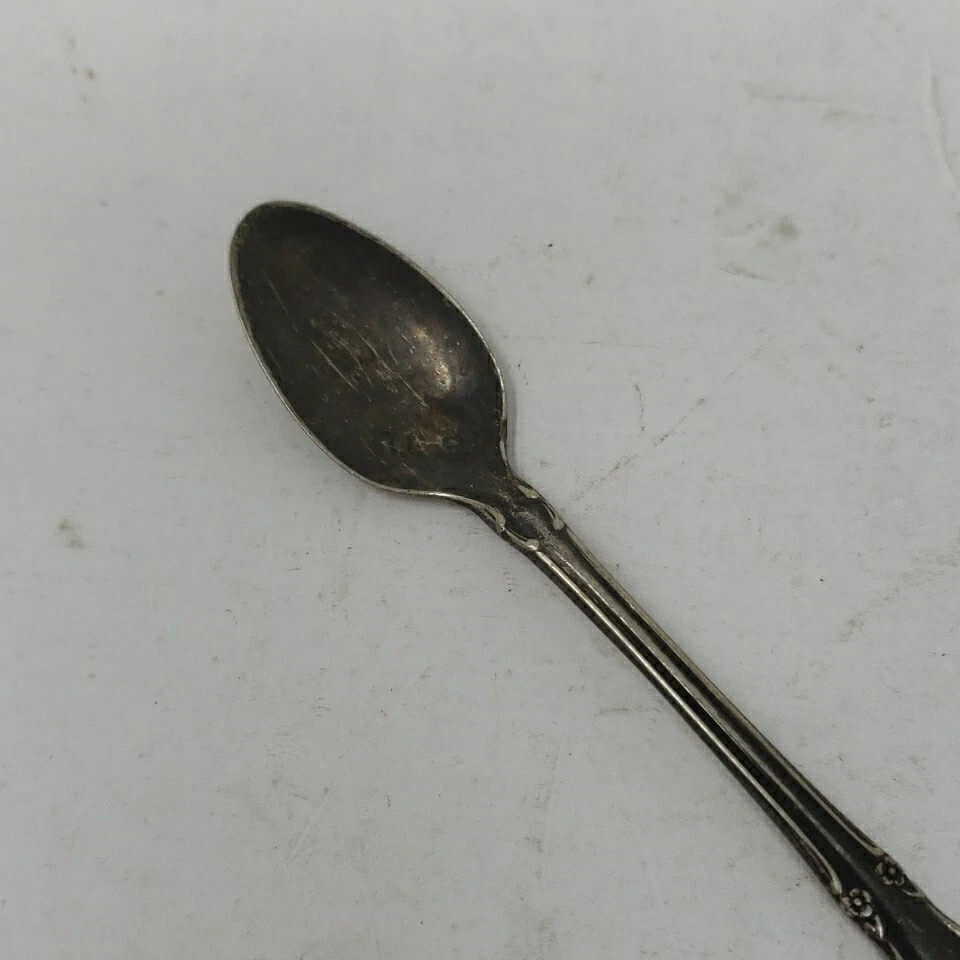 Mini cucharadita de té helado de repuesto Rogers Oneida Silverware 1881 Foto 3 de 4