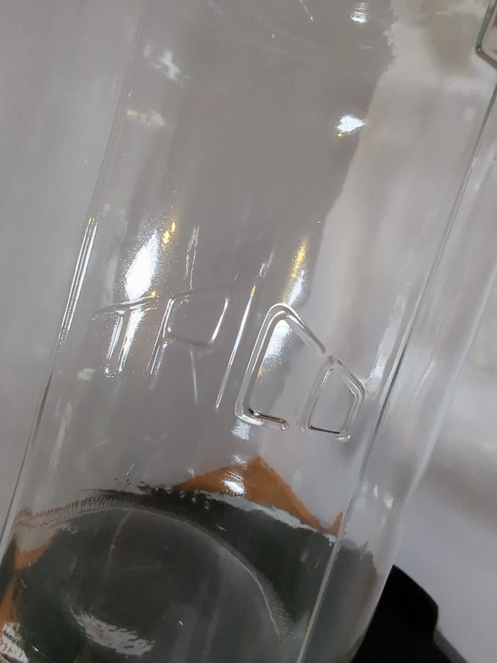 Botella de frasco de lavadora de parabrisas NOS TRICO para Jaguar XK 120, XK 140, Mk VII Foto 2 de 4