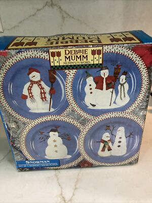 Debbie Mumm Snowman 8  Dessert/Salad Plates by Sakura Set of 4 New In Box.
