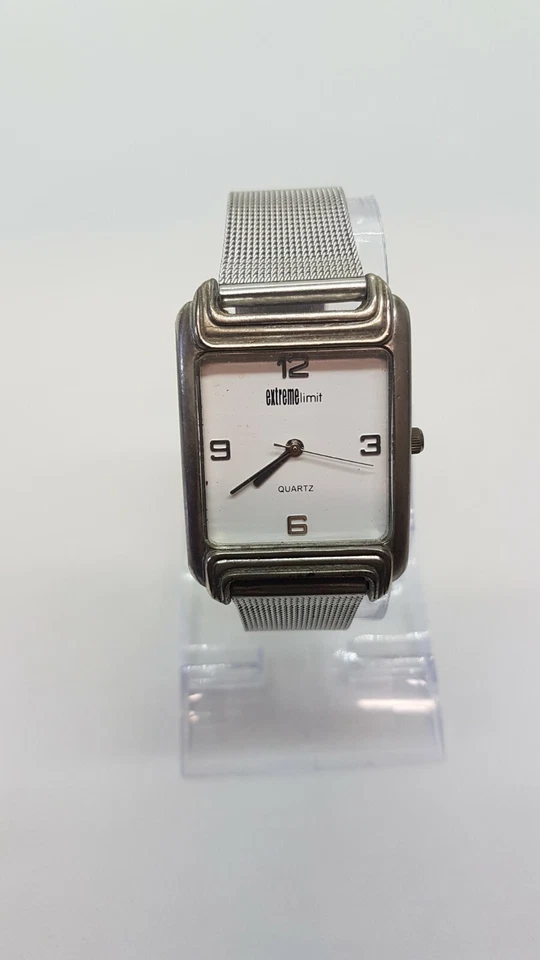 Reloj 30mm Extreme Limit Cuarzo Tono Plata para Hombre y Mujer Estuche Cuadrado Forma Foto 3 de 4