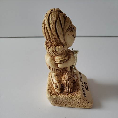 Vintage 1970 Paula Wood 5" Figurine W136 World's Greatest Mom - Picture 4 of 9