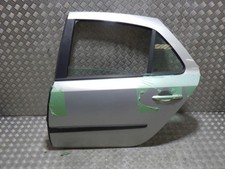 Porte arrière et accessoires Renault LAGUNA