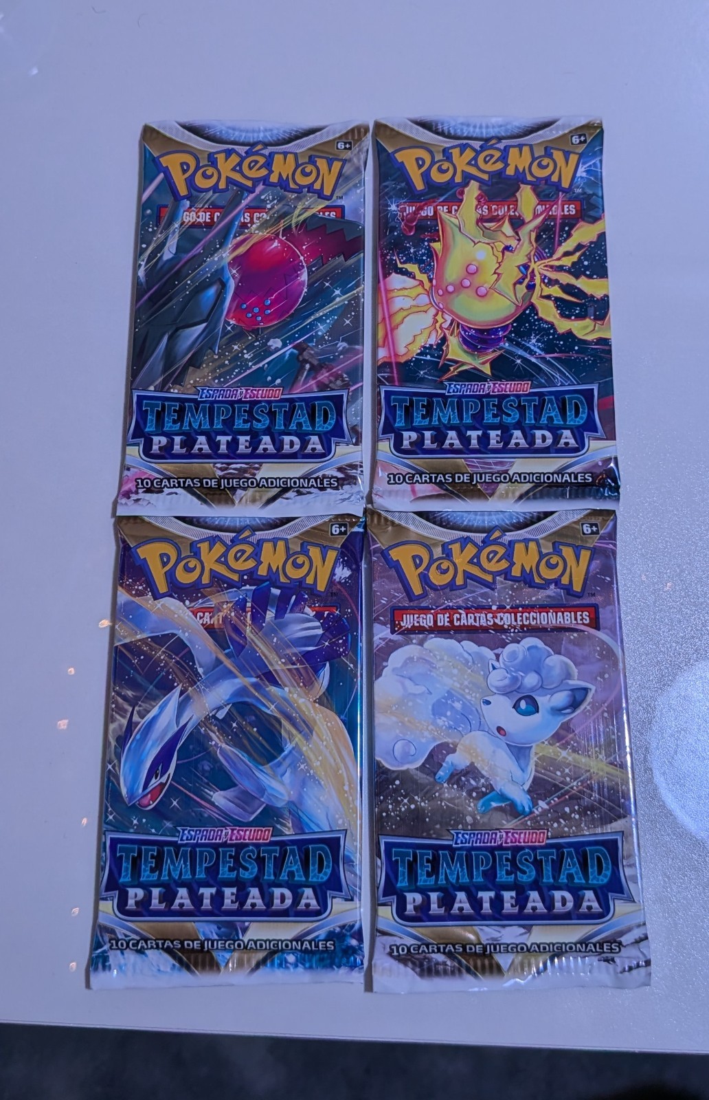 Factory Sealed Pokémon TCG Silver Tempest Booster Pack Art Set! Spanish Edition