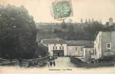 VOSGES VALFROICOURT  La place