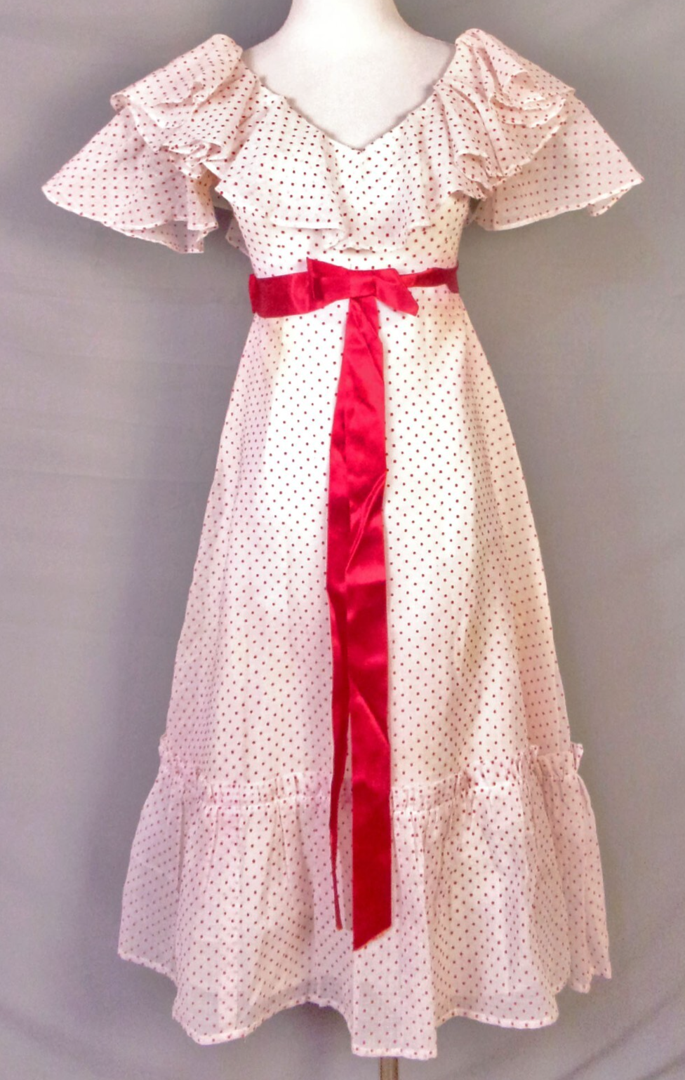 vintage 70s BEAUTIFUL classic White Red Smocked Swiss Dot Dress Ribbon 2/4