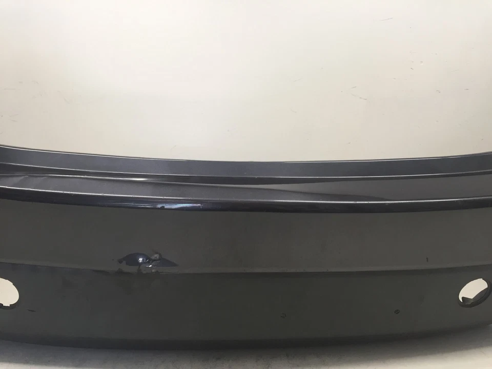 Cubierta de parachoques trasero Mazda 3 Sport Touring Grand Touring 2014-2016 BJT6-50221 OEM Foto 3 de 4