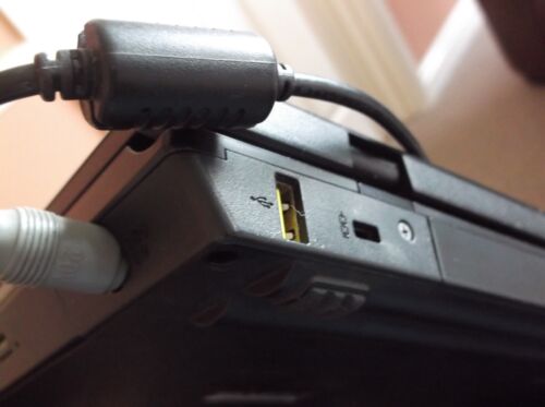 Thinkpad L512 Laptop 2.40 GHz Dual Core i5 6GB RAM -2TB HDD - Great for Media!! - Picture 11 of 17