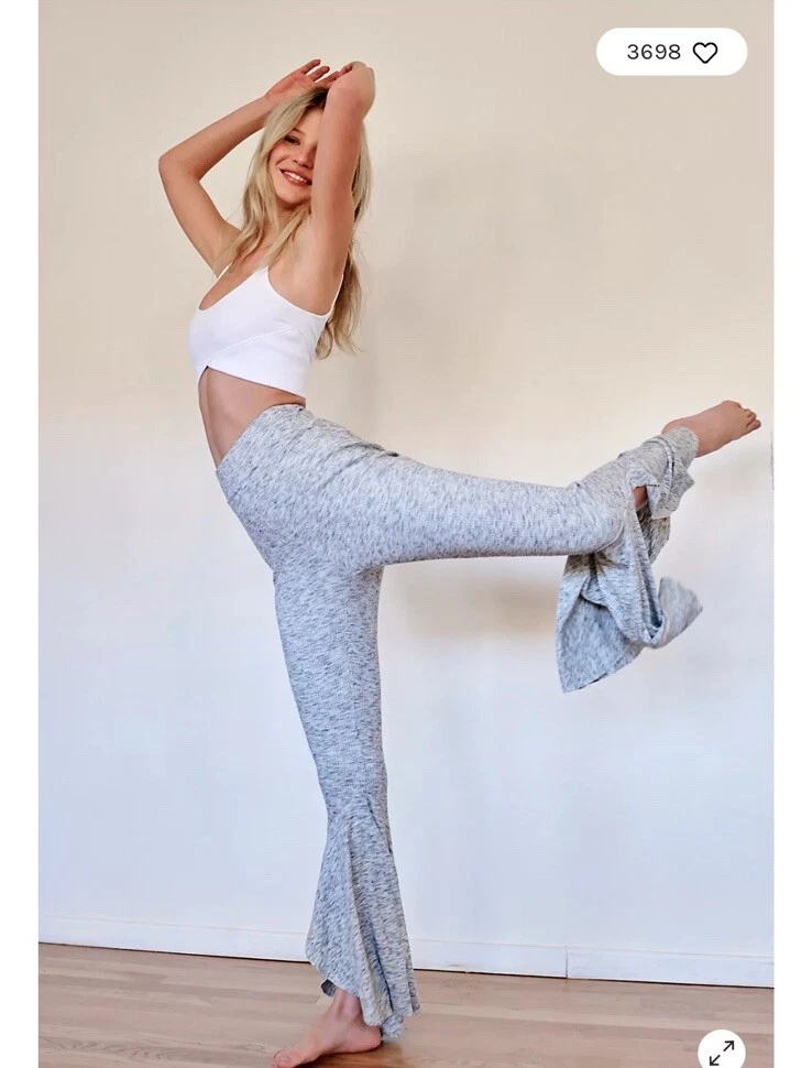 free-people-movement low & flow ribbed ruffle bottom leggings