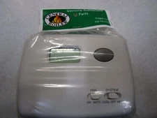 CENTRAL BOILER SINGLE STAGE, NON-PROGRAMMABLE 24-VOLT THERMOSTAT P/N 8200008