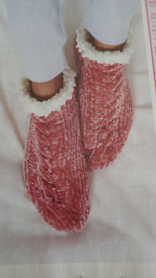 Strickmuster Damen kuschelige klobige Hüttenschuhe Socken in Bernat Samt -3 Größen