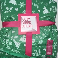 Jenni Women's 2-Pc. Long-Sleeve Packaged Pajamas Set, Doodle Holiday