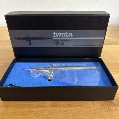 Anest iWata H-1000 Professional High Performance Airbrush HP-A Box And Papers