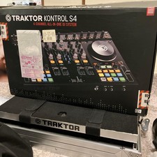 Native Instruments Traktor Kontrol S4 MK2 Bod...