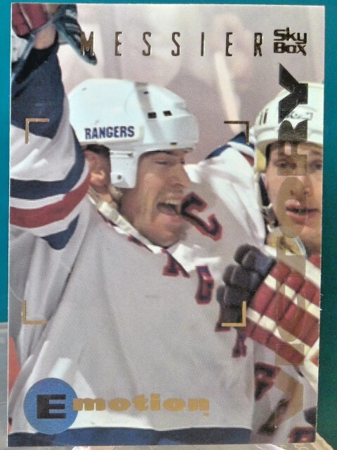 1995-96 Skybox Emotion #116 Mark Messier