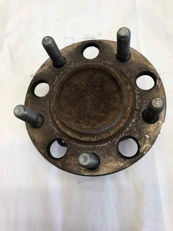 Conjunto de cojinete y buje de rueda trasera Dodge Caliber 2007-2012 lado derecho derecho OEM Foto 2 de 4