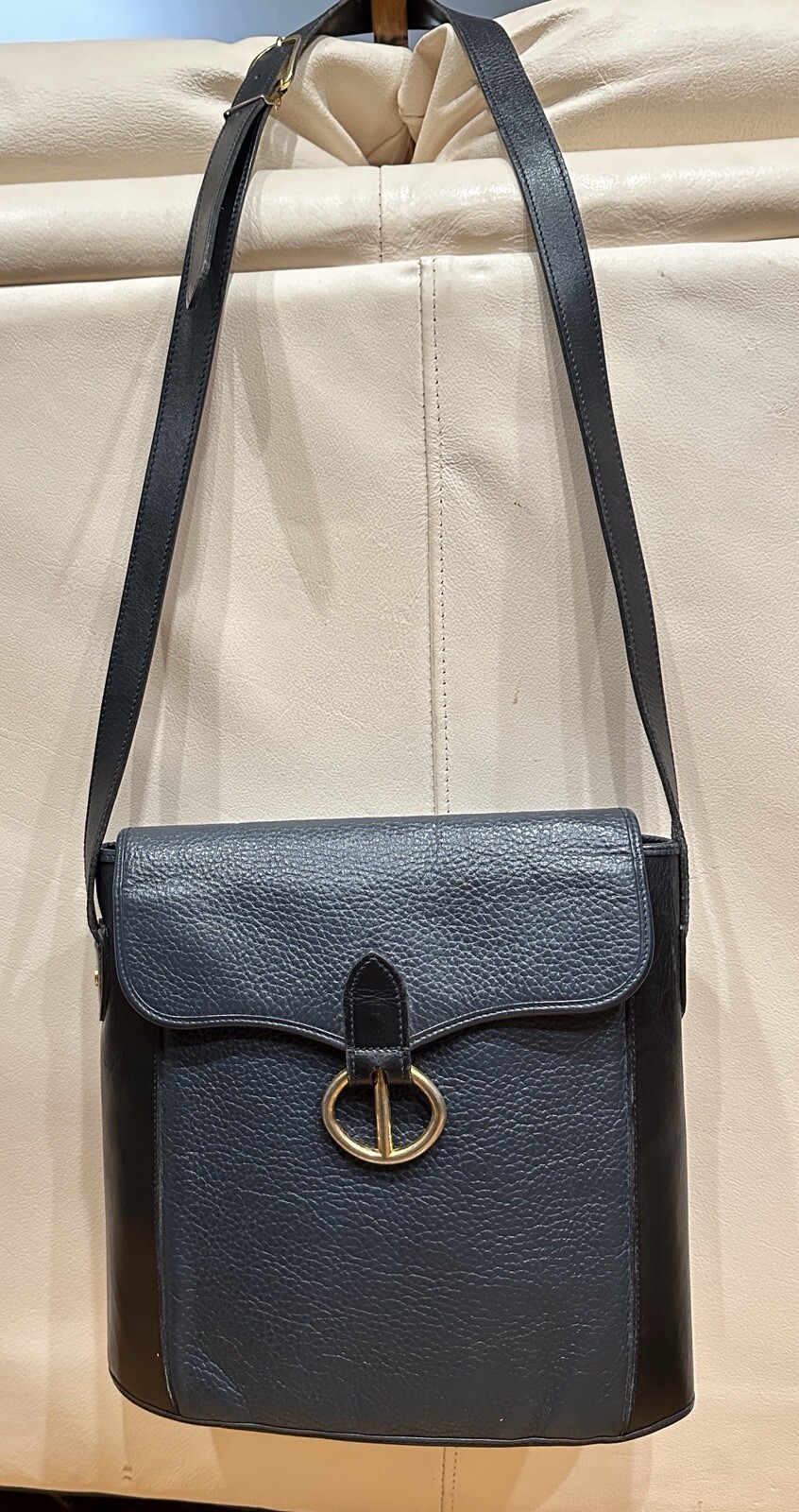 Vintage Christian Dior Navy Two-Tone Leather Crossbody Shoulder Bag B31