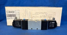 INGERSOLL RAND CO. SOLNOID AIR CONTROL VALVE 4KA92