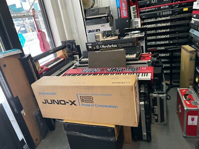 Roland Juno-X 61 key keyboard synth , In box MINT , NEW YORK City  ARMENS