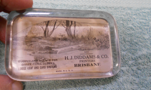 #D407.  H.J. DIDDAMS   GLASS  ADVERTISING  PAPERWEIGHT - TELEPHONE BRISBANE 622 - Bild 1 von 5